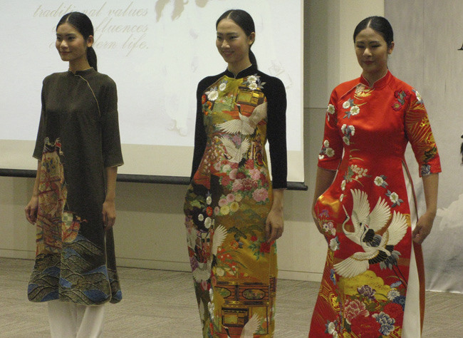 福岡ユネスコ・アジア文化講演会「アオザイ 〜その伝統的価値と現代生活への影響力」（2018年）